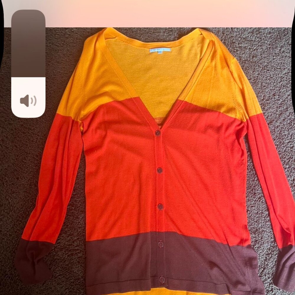 WOMENS GAP V NECK CARDIGAN SIZE LARGE